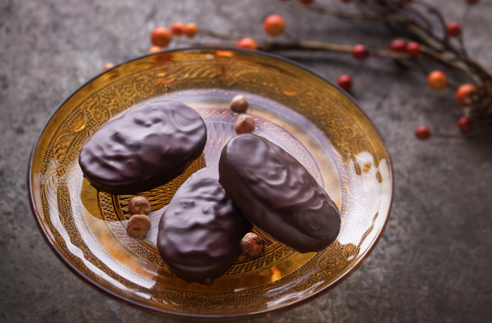 榛（はしばみ）チョコケーキ